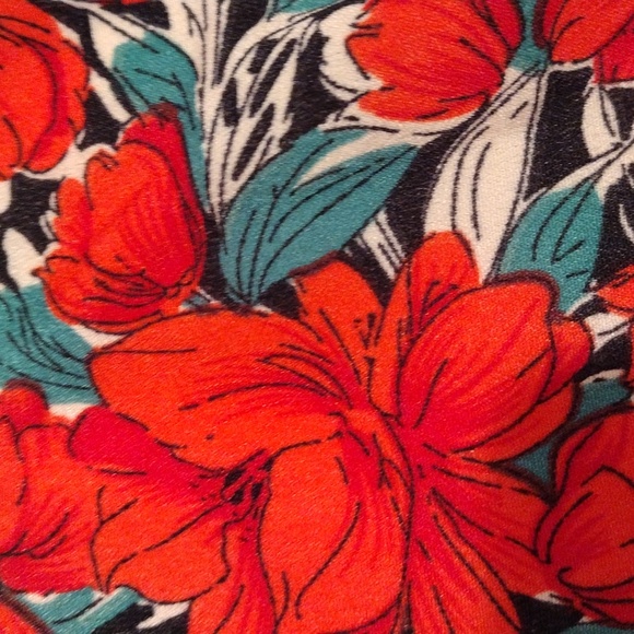 Dress - Picture 5 of 5